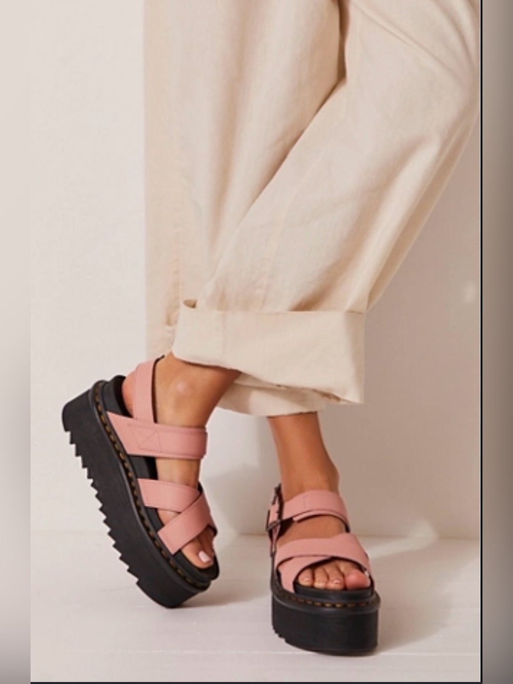 Dr. Martens Voss II Quad Pink Crisscross Platform Sandals size 9 - Picture 1 of 16
